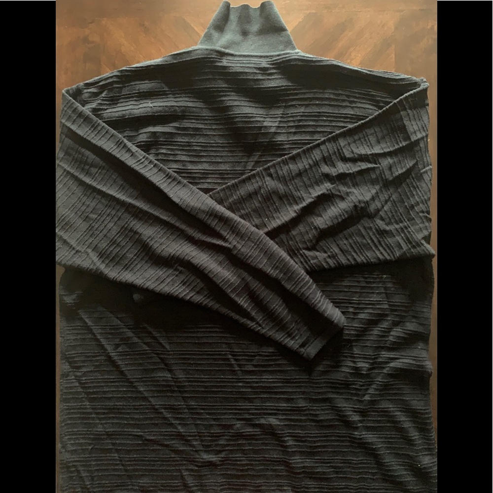 Sweater - Picture 2 of 3